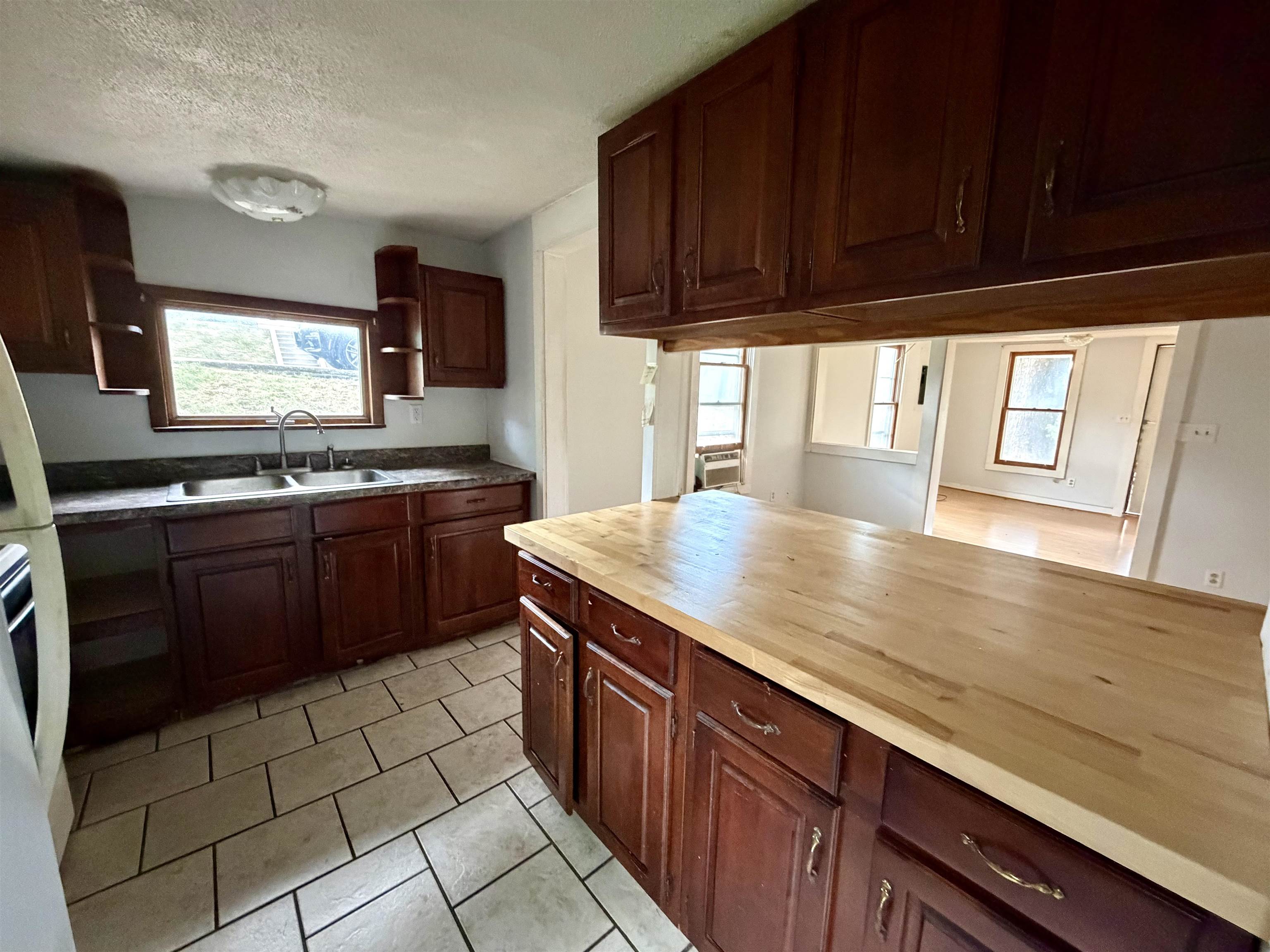 749 FLORENCE AVE, WAYNESBORO, Virginia 22980, 3 Bedrooms Bedrooms, ,1 BathroomBathrooms,Residential,749 FLORENCE AVE,678620 MLS # 678620 749 FLORENCE AVE, WAYNESBORO, Virginia 22980, 3 Bedrooms Bedrooms, ,1 BathroomBathrooms,Residential,749 FLORENCE AVE,678620 MLS # 678620