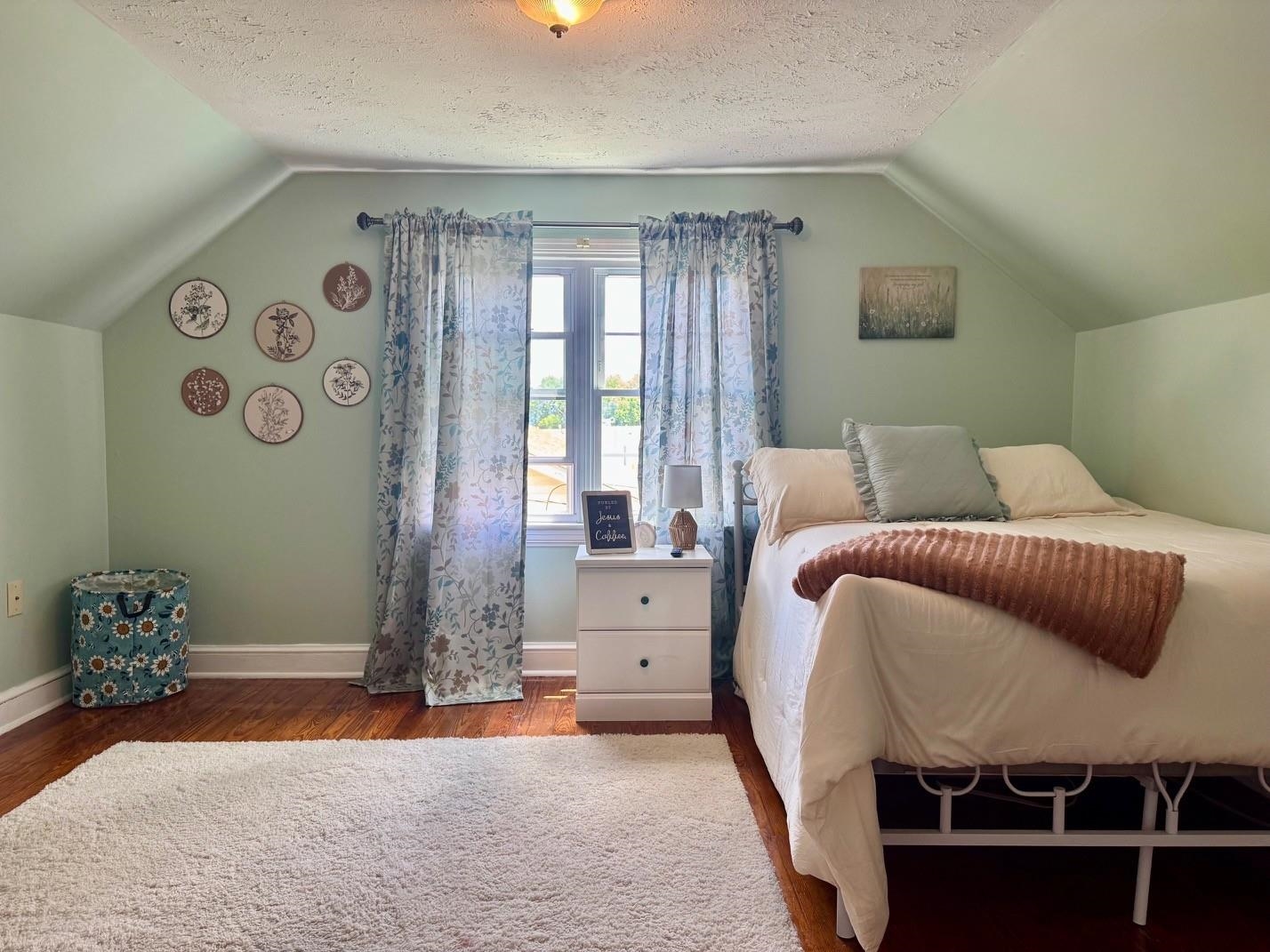 165 SHENANDOAH AVE, TIMBERVILLE, Virginia 22853, 4 Bedrooms Bedrooms, ,2 BathroomsBathrooms,Residential,165 SHENANDOAH AVE,678623 MLS # 678623