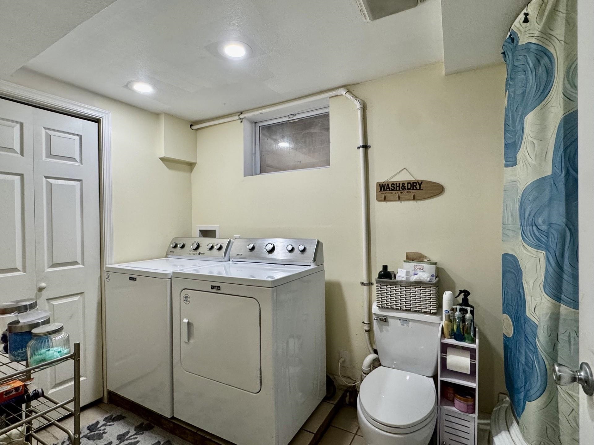 165 SHENANDOAH AVE, TIMBERVILLE, Virginia 22853, 4 Bedrooms Bedrooms, ,2 BathroomsBathrooms,Residential,165 SHENANDOAH AVE,678623 MLS # 678623