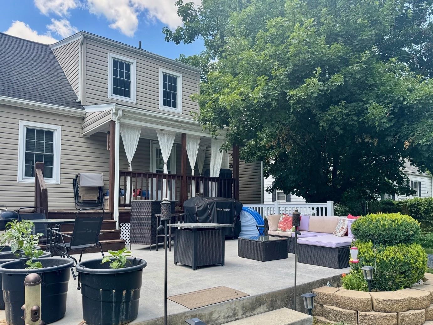 165 SHENANDOAH AVE, TIMBERVILLE, Virginia 22853, 4 Bedrooms Bedrooms, ,2 BathroomsBathrooms,Residential,165 SHENANDOAH AVE,678623 MLS # 678623