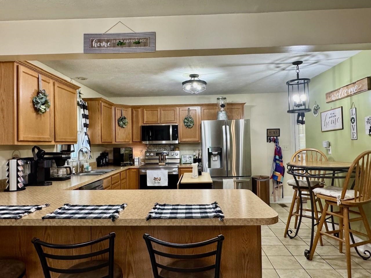 165 SHENANDOAH AVE, TIMBERVILLE, Virginia 22853, 4 Bedrooms Bedrooms, ,2 BathroomsBathrooms,Residential,165 SHENANDOAH AVE,678623 MLS # 678623