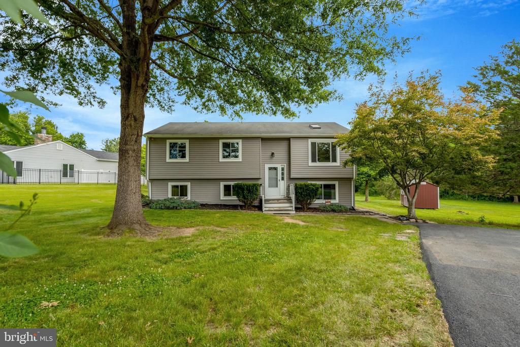 7259 TWILIGHT CT, WARRENTON, Virginia 20187, 4 Bedrooms Bedrooms, ,2 BathroomsBathrooms,Residential,7259 TWILIGHT CT,VAFQ2021574 MLS # VAFQ2021574 7259 TWILIGHT CT, WARRENTON, Virginia 20187, 4 Bedrooms Bedrooms, ,2 BathroomsBathrooms,Residential,7259 TWILIGHT CT,VAFQ2021574 MLS # VAFQ2021574