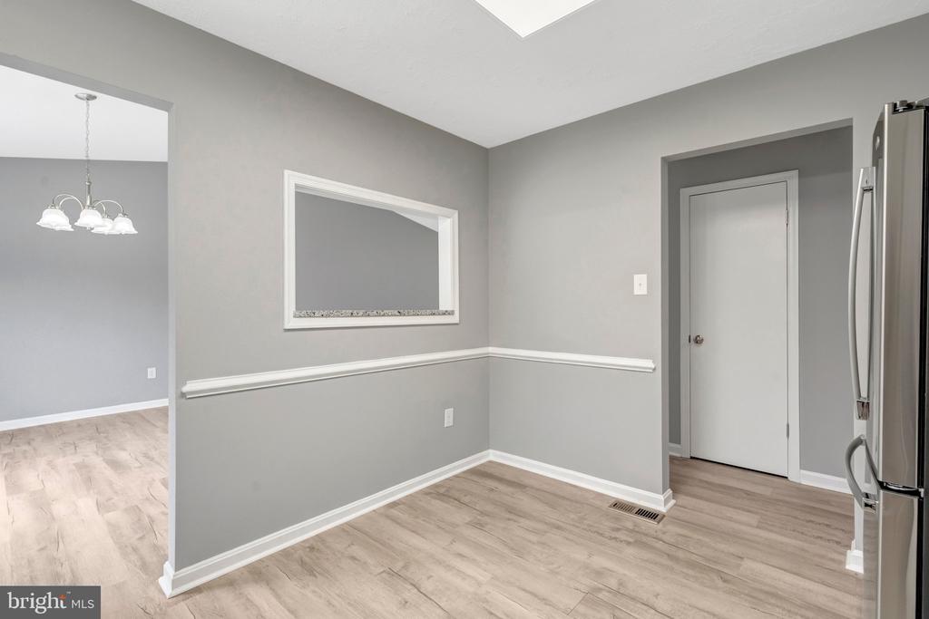 7259 TWILIGHT CT, WARRENTON, Virginia 20187, 4 Bedrooms Bedrooms, ,2 BathroomsBathrooms,Residential,7259 TWILIGHT CT,VAFQ2021574 MLS # VAFQ2021574 7259 TWILIGHT CT, WARRENTON, Virginia 20187, 4 Bedrooms Bedrooms, ,2 BathroomsBathrooms,Residential,7259 TWILIGHT CT,VAFQ2021574 MLS # VAFQ2021574