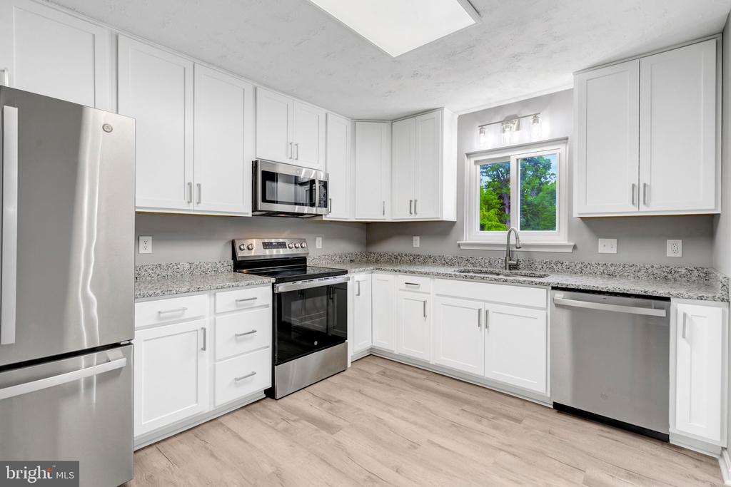 7259 TWILIGHT CT, WARRENTON, Virginia 20187, 4 Bedrooms Bedrooms, ,2 BathroomsBathrooms,Residential,7259 TWILIGHT CT,VAFQ2021574 MLS # VAFQ2021574 7259 TWILIGHT CT, WARRENTON, Virginia 20187, 4 Bedrooms Bedrooms, ,2 BathroomsBathrooms,Residential,7259 TWILIGHT CT,VAFQ2021574 MLS # VAFQ2021574