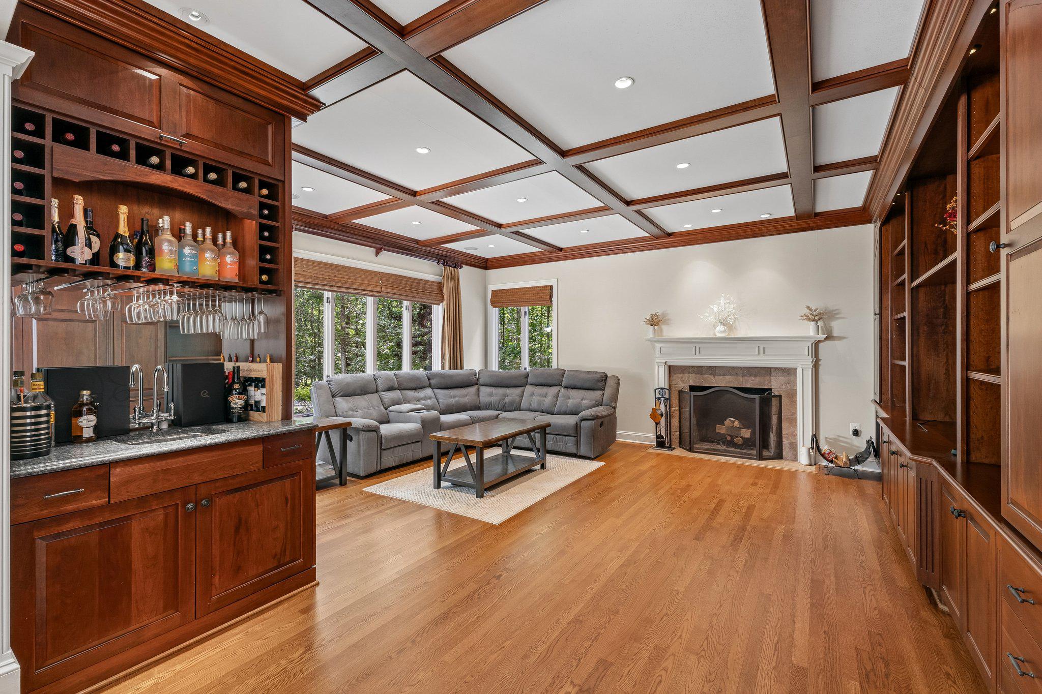 5843 OLD DOMINION CT, WARRENTON, Virginia 20187, 4 Bedrooms Bedrooms, ,5 BathroomsBathrooms,Residential,5843 OLD DOMINION CT,VAFQ2022210 MLS # VAFQ2022210
