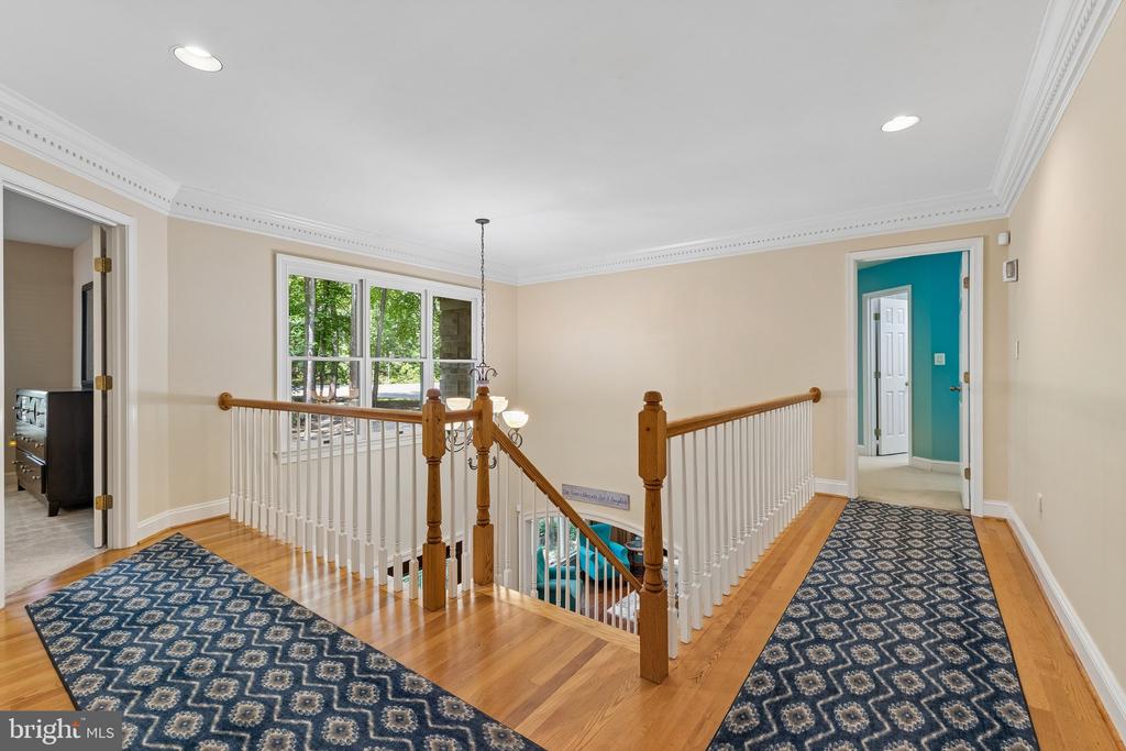 5843 OLD DOMINION CT, WARRENTON, Virginia 20187, 4 Bedrooms Bedrooms, ,5 BathroomsBathrooms,Residential,5843 OLD DOMINION CT,VAFQ2022210 MLS # VAFQ2022210