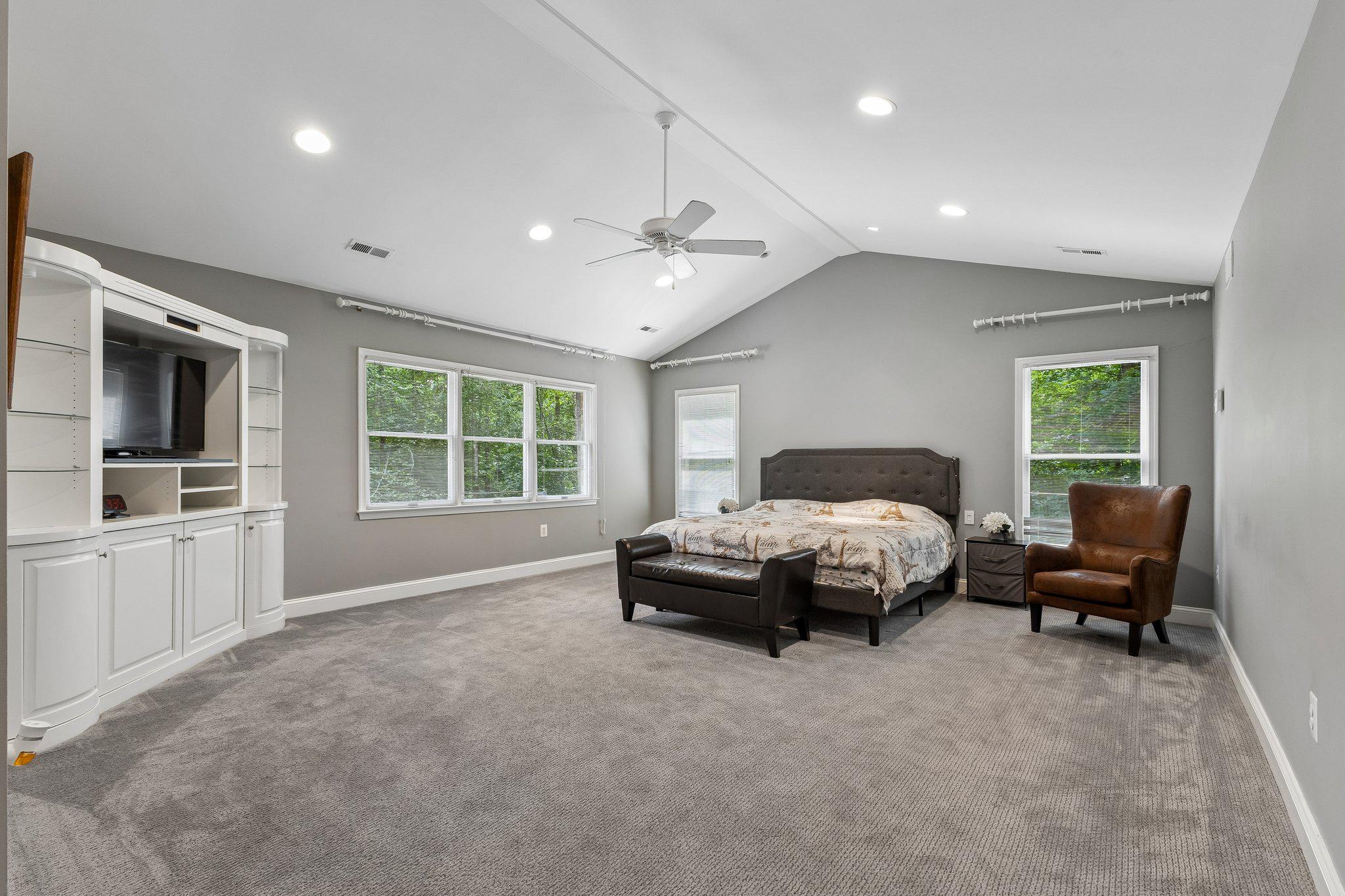 5843 OLD DOMINION CT, WARRENTON, Virginia 20187, 4 Bedrooms Bedrooms, ,5 BathroomsBathrooms,Residential,5843 OLD DOMINION CT,VAFQ2022210 MLS # VAFQ2022210