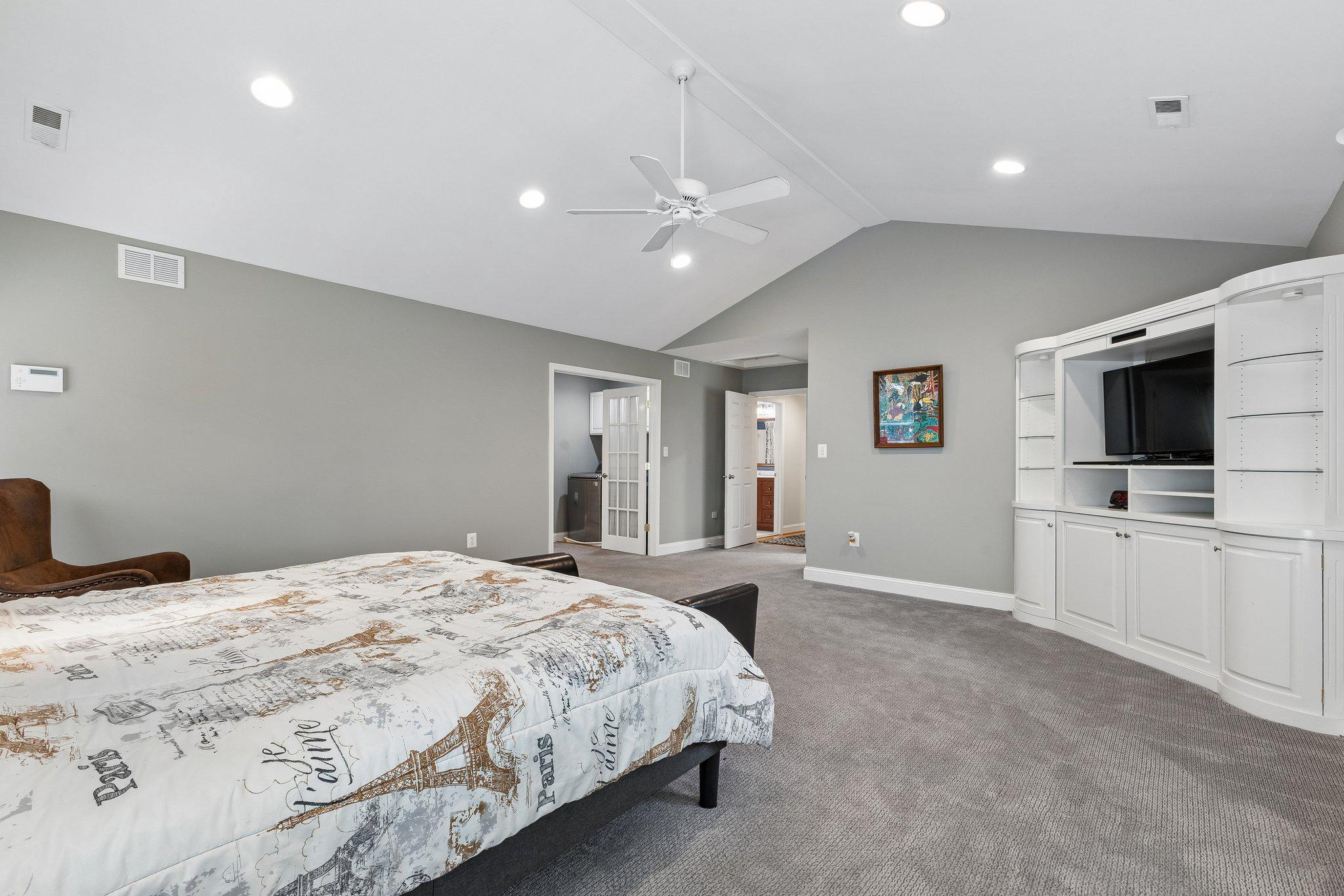 5843 OLD DOMINION CT, WARRENTON, Virginia 20187, 4 Bedrooms Bedrooms, ,5 BathroomsBathrooms,Residential,5843 OLD DOMINION CT,VAFQ2022210 MLS # VAFQ2022210