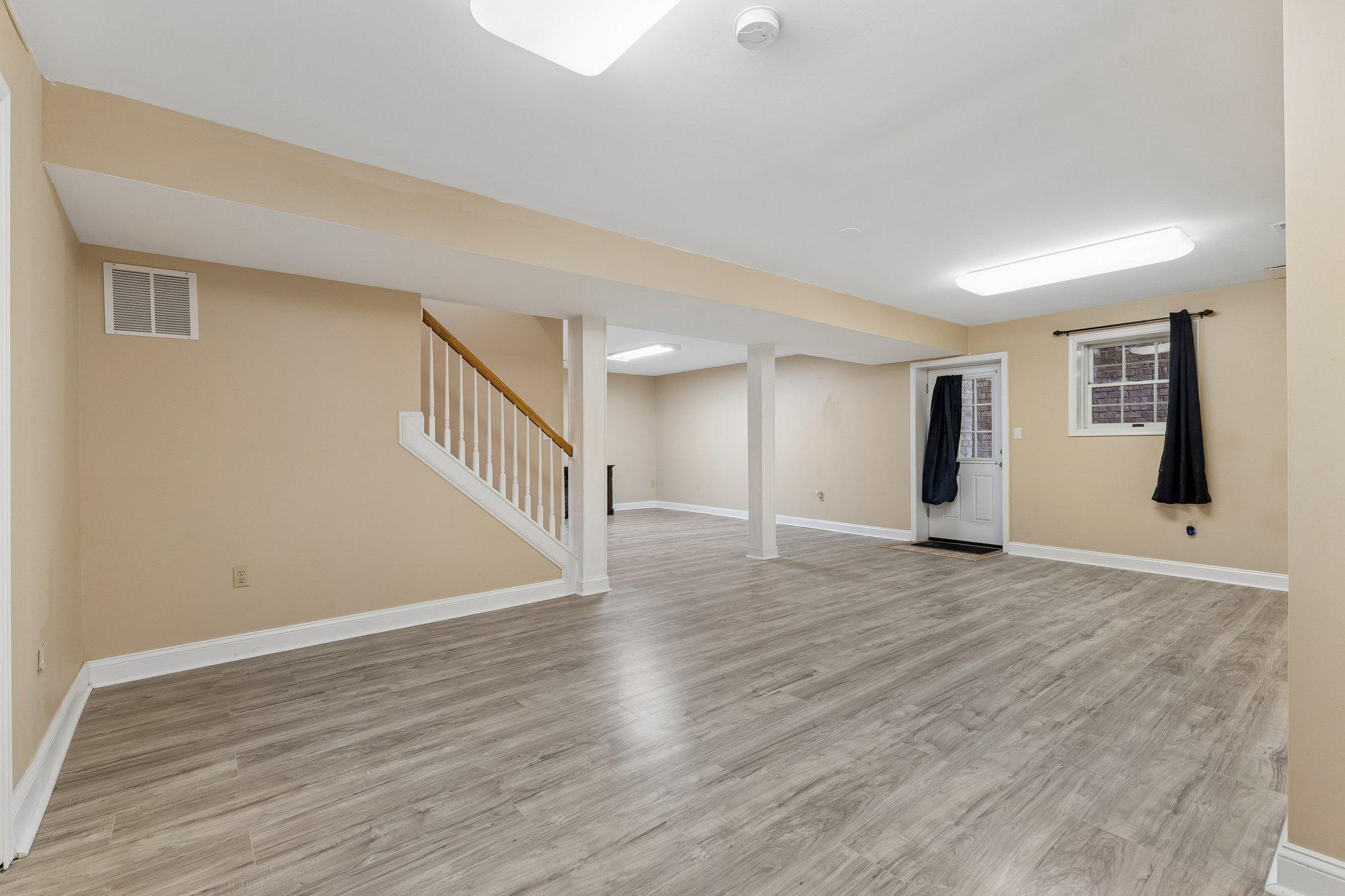 5843 OLD DOMINION CT, WARRENTON, Virginia 20187, 4 Bedrooms Bedrooms, ,5 BathroomsBathrooms,Residential,5843 OLD DOMINION CT,VAFQ2022210 MLS # VAFQ2022210