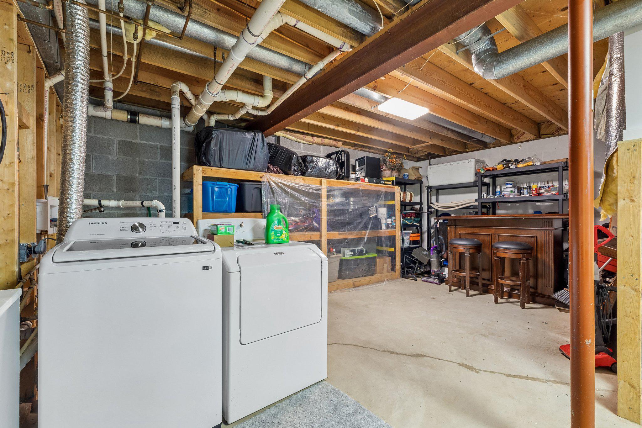 5843 OLD DOMINION CT, WARRENTON, Virginia 20187, 4 Bedrooms Bedrooms, ,5 BathroomsBathrooms,Residential,5843 OLD DOMINION CT,VAFQ2022210 MLS # VAFQ2022210