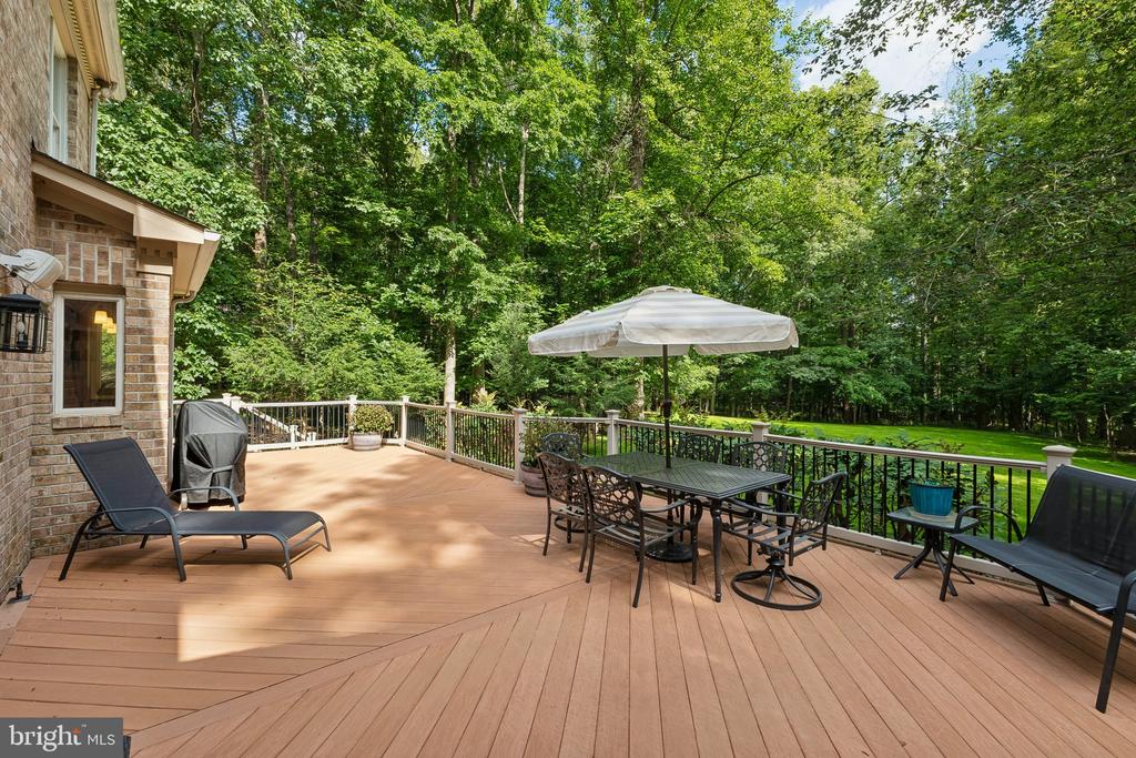 5843 OLD DOMINION CT, WARRENTON, Virginia 20187, 4 Bedrooms Bedrooms, ,5 BathroomsBathrooms,Residential,5843 OLD DOMINION CT,VAFQ2022210 MLS # VAFQ2022210