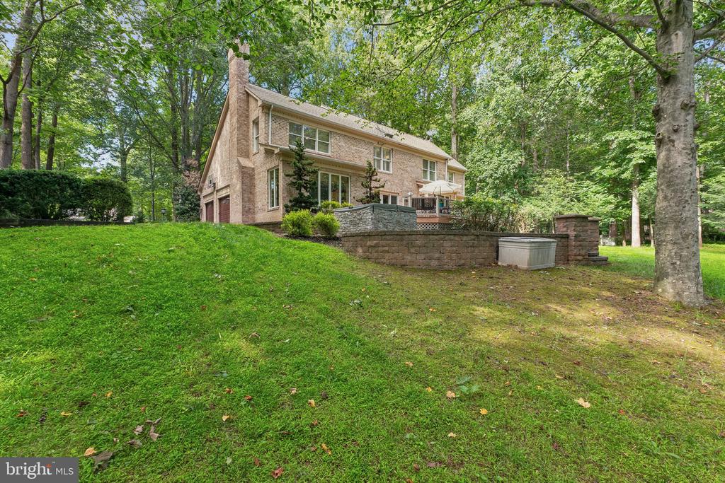 5843 OLD DOMINION CT, WARRENTON, Virginia 20187, 4 Bedrooms Bedrooms, ,5 BathroomsBathrooms,Residential,5843 OLD DOMINION CT,VAFQ2022210 MLS # VAFQ2022210