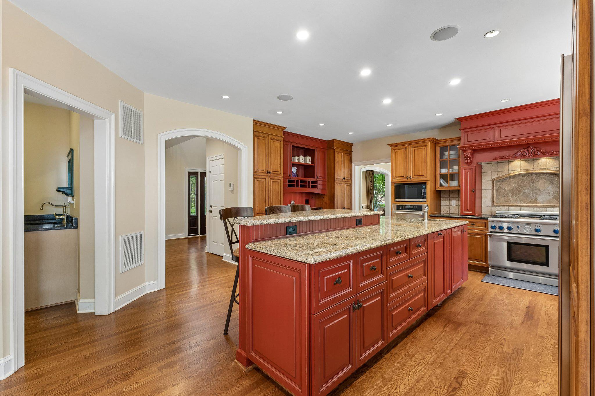 5843 OLD DOMINION CT, WARRENTON, Virginia 20187, 4 Bedrooms Bedrooms, ,5 BathroomsBathrooms,Residential,5843 OLD DOMINION CT,VAFQ2022210 MLS # VAFQ2022210