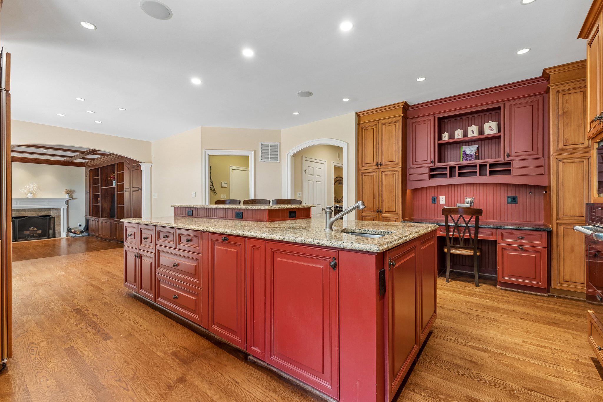5843 OLD DOMINION CT, WARRENTON, Virginia 20187, 4 Bedrooms Bedrooms, ,5 BathroomsBathrooms,Residential,5843 OLD DOMINION CT,VAFQ2022210 MLS # VAFQ2022210