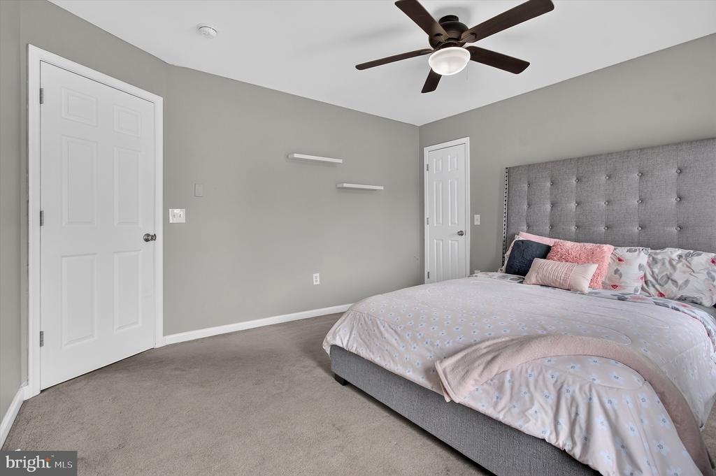 6200 N DANFORD ST, FREDERICKSBURG, Virginia 22407, 5 Bedrooms Bedrooms, ,3 BathroomsBathrooms,Residential,6200 N DANFORD ST,VASP2042724 MLS # VASP2042724 6200 N DANFORD ST, FREDERICKSBURG, Virginia 22407, 5 Bedrooms Bedrooms, ,3 BathroomsBathrooms,Residential,6200 N DANFORD ST,VASP2042724 MLS # VASP2042724