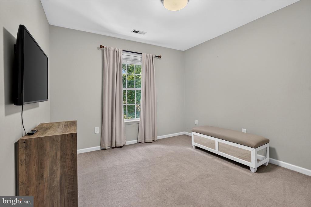 6200 N DANFORD ST, FREDERICKSBURG, Virginia 22407, 5 Bedrooms Bedrooms, ,3 BathroomsBathrooms,Residential,6200 N DANFORD ST,VASP2042724 MLS # VASP2042724 6200 N DANFORD ST, FREDERICKSBURG, Virginia 22407, 5 Bedrooms Bedrooms, ,3 BathroomsBathrooms,Residential,6200 N DANFORD ST,VASP2042724 MLS # VASP2042724