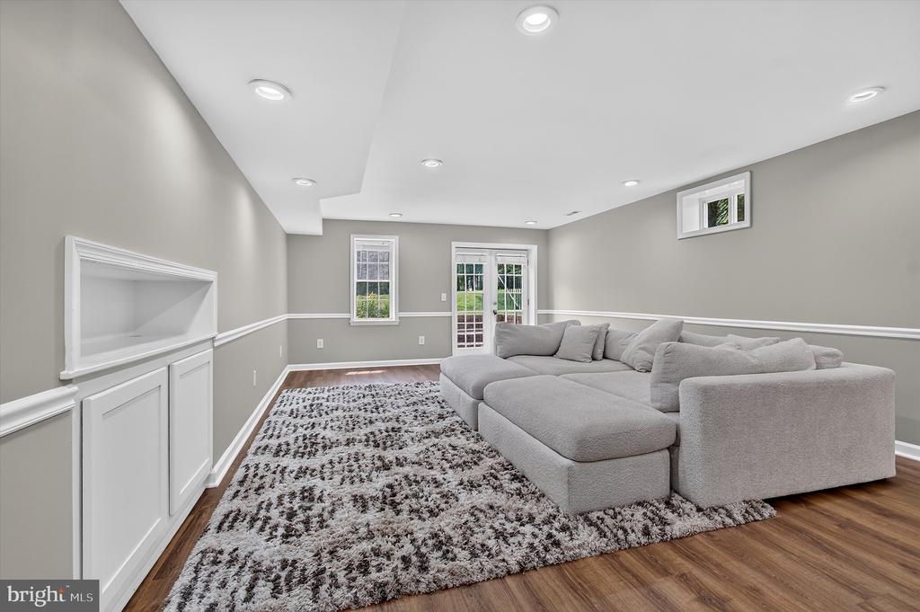 6200 N DANFORD ST, FREDERICKSBURG, Virginia 22407, 5 Bedrooms Bedrooms, ,3 BathroomsBathrooms,Residential,6200 N DANFORD ST,VASP2042724 MLS # VASP2042724 6200 N DANFORD ST, FREDERICKSBURG, Virginia 22407, 5 Bedrooms Bedrooms, ,3 BathroomsBathrooms,Residential,6200 N DANFORD ST,VASP2042724 MLS # VASP2042724