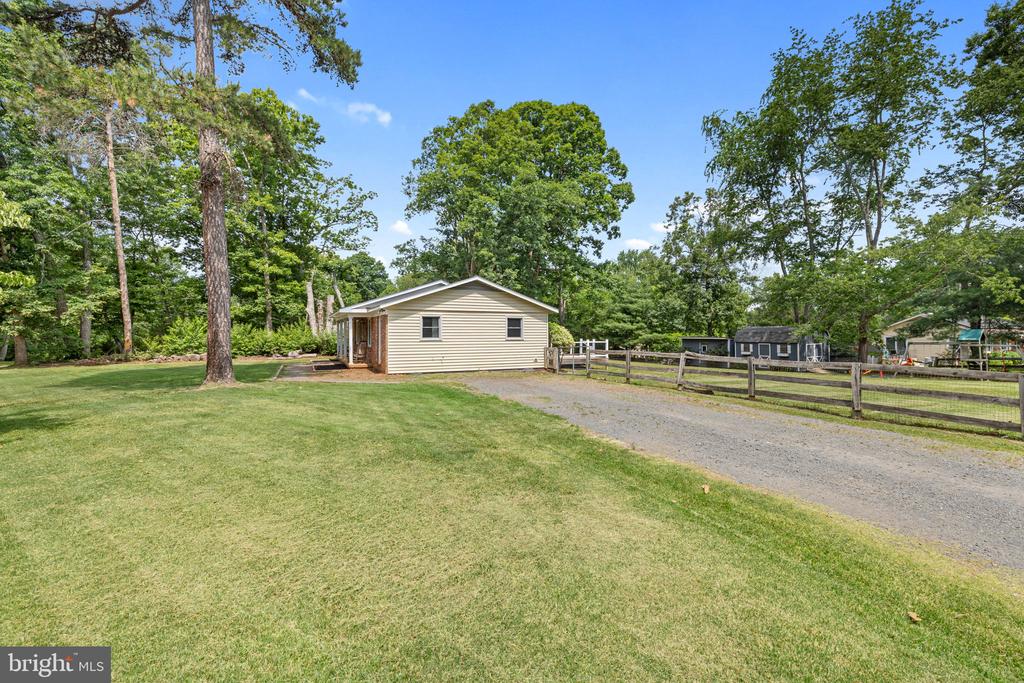 12237 RANDLE LN, CULPEPER, Virginia 22701, 3 Bedrooms Bedrooms, ,2 BathroomsBathrooms,Residential,12237 RANDLE LN,VACU2014028 MLS # VACU2014028 12237 RANDLE LN, CULPEPER, Virginia 22701, 3 Bedrooms Bedrooms, ,2 BathroomsBathrooms,Residential,12237 RANDLE LN,VACU2014028 MLS # VACU2014028