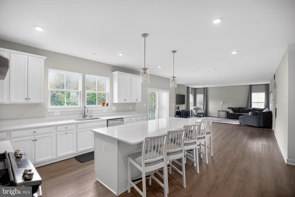 7979 INTERNATIONAL DR, WARRENTON, Virginia 20187, 4 Bedrooms Bedrooms, ,3 BathroomsBathrooms,Residential,7979 INTERNATIONAL DR,VAFQ2022122 MLS # VAFQ2022122 7979 INTERNATIONAL DR, WARRENTON, Virginia 20187, 4 Bedrooms Bedrooms, ,3 BathroomsBathrooms,Residential,7979 INTERNATIONAL DR,VAFQ2022122 MLS # VAFQ2022122