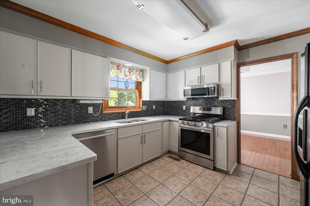 10624 HEATHER GREENS CIR, SPOTSYLVANIA, Virginia 22553, 3 Bedrooms Bedrooms, ,2 BathroomsBathrooms,Residential,10624 HEATHER GREENS CIR,VASP2042854 MLS # VASP2042854 10624 HEATHER GREENS CIR, SPOTSYLVANIA, Virginia 22553, 3 Bedrooms Bedrooms, ,2 BathroomsBathrooms,Residential,10624 HEATHER GREENS CIR,VASP2042854 MLS # VASP2042854