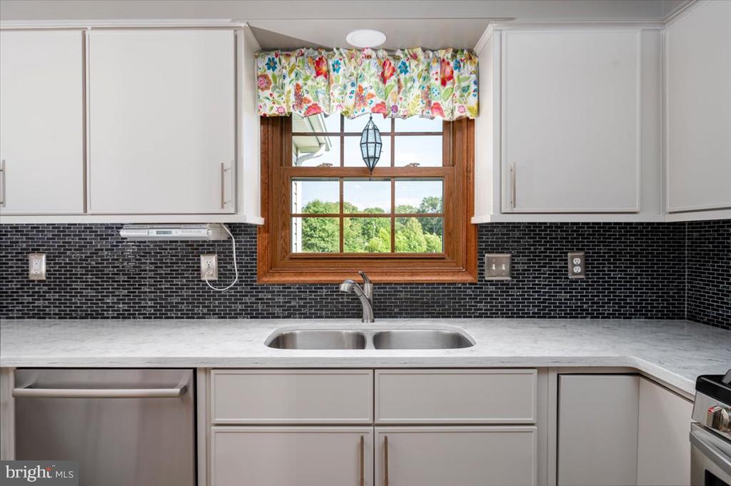 10624 HEATHER GREENS CIR, SPOTSYLVANIA, Virginia 22553, 3 Bedrooms Bedrooms, ,2 BathroomsBathrooms,Residential,10624 HEATHER GREENS CIR,VASP2042854 MLS # VASP2042854 10624 HEATHER GREENS CIR, SPOTSYLVANIA, Virginia 22553, 3 Bedrooms Bedrooms, ,2 BathroomsBathrooms,Residential,10624 HEATHER GREENS CIR,VASP2042854 MLS # VASP2042854