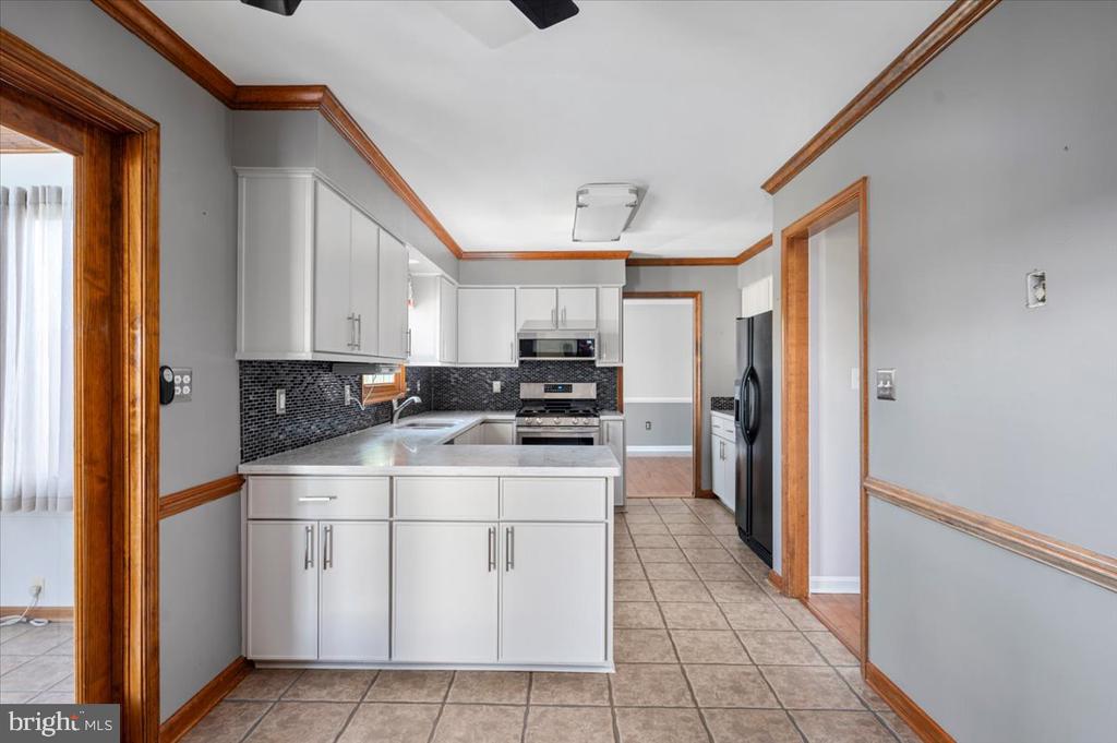 10624 HEATHER GREENS CIR, SPOTSYLVANIA, Virginia 22553, 3 Bedrooms Bedrooms, ,2 BathroomsBathrooms,Residential,10624 HEATHER GREENS CIR,VASP2042854 MLS # VASP2042854 10624 HEATHER GREENS CIR, SPOTSYLVANIA, Virginia 22553, 3 Bedrooms Bedrooms, ,2 BathroomsBathrooms,Residential,10624 HEATHER GREENS CIR,VASP2042854 MLS # VASP2042854
