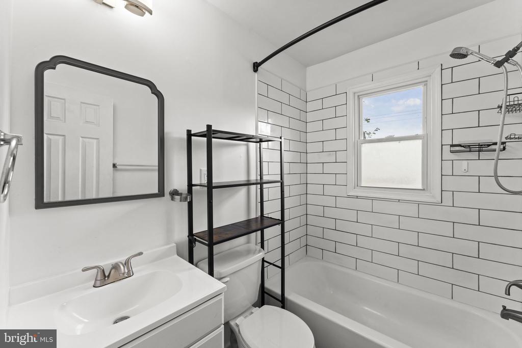 13166 RIXEYVILLE RD, CULPEPER, Virginia 22701, 3 Bedrooms Bedrooms, ,1 BathroomBathrooms,Residential,13166 RIXEYVILLE RD,VACU2014050 MLS # VACU2014050 13166 RIXEYVILLE RD, CULPEPER, Virginia 22701, 3 Bedrooms Bedrooms, ,1 BathroomBathrooms,Residential,13166 RIXEYVILLE RD,VACU2014050 MLS # VACU2014050