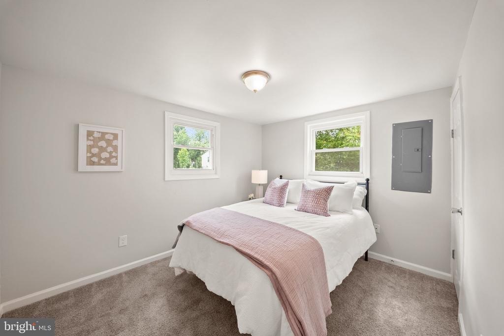 123 SOUTHGATE AVE, FREDERICKSBURG, Virginia 22408, 3 Bedrooms Bedrooms, ,1 BathroomBathrooms,Residential,123 SOUTHGATE AVE,VASP2042890 MLS # VASP2042890 123 SOUTHGATE AVE, FREDERICKSBURG, Virginia 22408, 3 Bedrooms Bedrooms, ,1 BathroomBathrooms,Residential,123 SOUTHGATE AVE,VASP2042890 MLS # VASP2042890