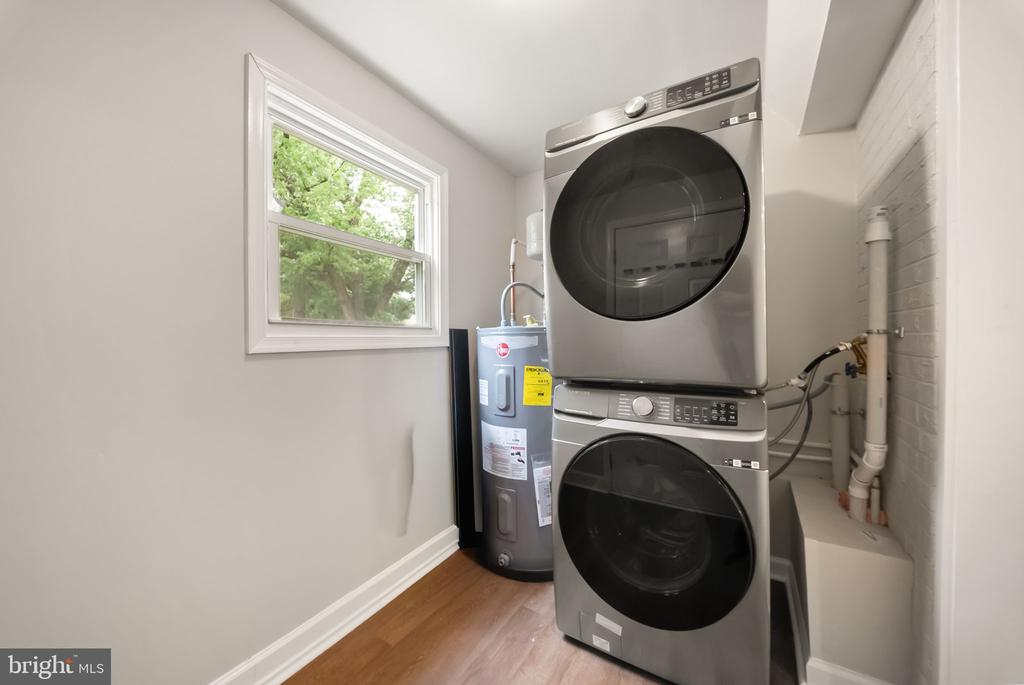 123 SOUTHGATE AVE, FREDERICKSBURG, Virginia 22408, 3 Bedrooms Bedrooms, ,1 BathroomBathrooms,Residential,123 SOUTHGATE AVE,VASP2042890 MLS # VASP2042890 123 SOUTHGATE AVE, FREDERICKSBURG, Virginia 22408, 3 Bedrooms Bedrooms, ,1 BathroomBathrooms,Residential,123 SOUTHGATE AVE,VASP2042890 MLS # VASP2042890
