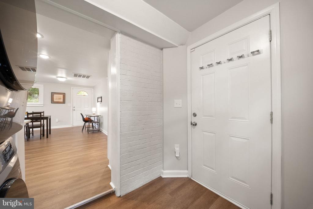 123 SOUTHGATE AVE, FREDERICKSBURG, Virginia 22408, 3 Bedrooms Bedrooms, ,1 BathroomBathrooms,Residential,123 SOUTHGATE AVE,VASP2042890 MLS # VASP2042890 123 SOUTHGATE AVE, FREDERICKSBURG, Virginia 22408, 3 Bedrooms Bedrooms, ,1 BathroomBathrooms,Residential,123 SOUTHGATE AVE,VASP2042890 MLS # VASP2042890