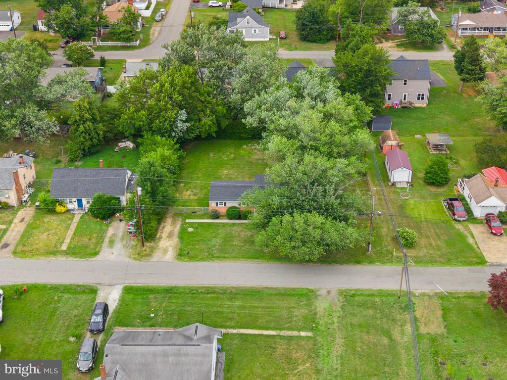 123 SOUTHGATE AVE, FREDERICKSBURG, Virginia 22408, 3 Bedrooms Bedrooms, ,1 BathroomBathrooms,Residential,123 SOUTHGATE AVE,VASP2042890 MLS # VASP2042890 123 SOUTHGATE AVE, FREDERICKSBURG, Virginia 22408, 3 Bedrooms Bedrooms, ,1 BathroomBathrooms,Residential,123 SOUTHGATE AVE,VASP2042890 MLS # VASP2042890