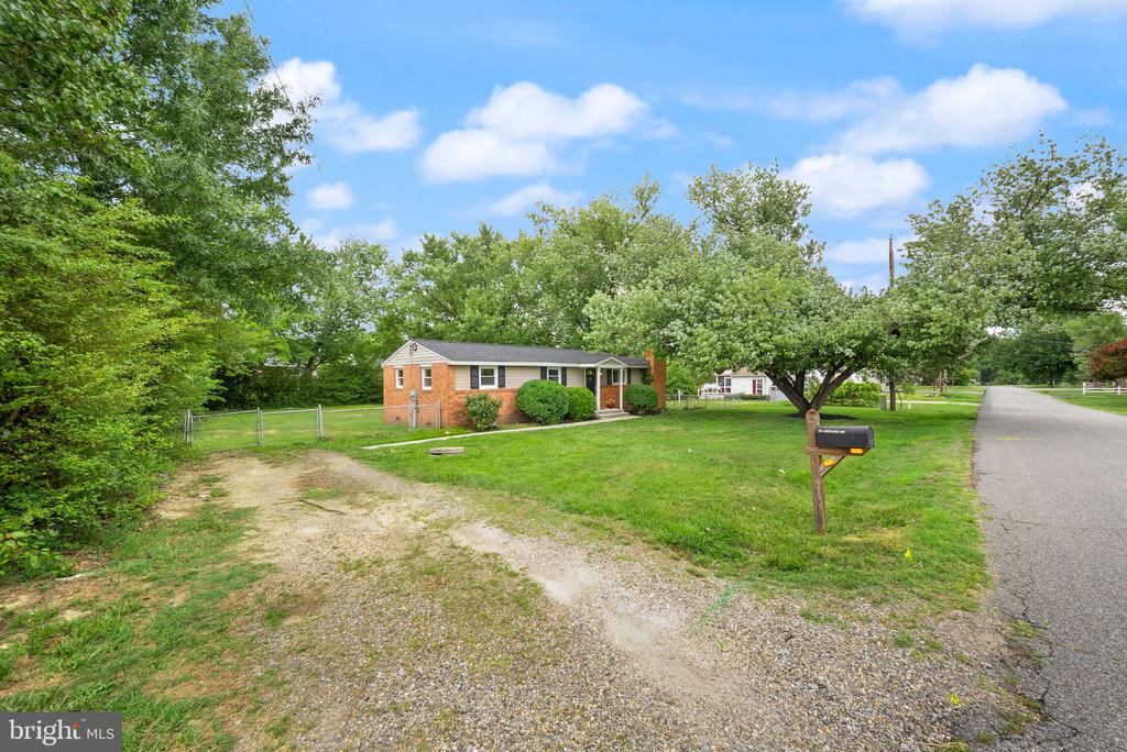 123 SOUTHGATE AVE, FREDERICKSBURG, Virginia 22408, 3 Bedrooms Bedrooms, ,1 BathroomBathrooms,Residential,123 SOUTHGATE AVE,VASP2042890 MLS # VASP2042890 123 SOUTHGATE AVE, FREDERICKSBURG, Virginia 22408, 3 Bedrooms Bedrooms, ,1 BathroomBathrooms,Residential,123 SOUTHGATE AVE,VASP2042890 MLS # VASP2042890