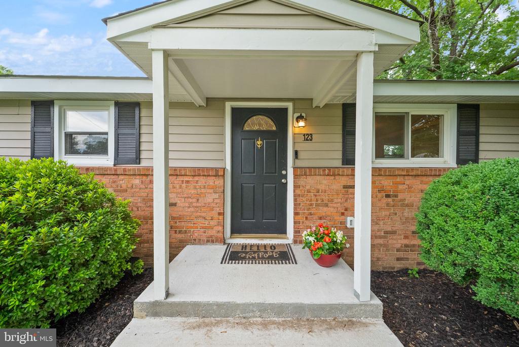 123 SOUTHGATE AVE, FREDERICKSBURG, Virginia 22408, 3 Bedrooms Bedrooms, ,1 BathroomBathrooms,Residential,123 SOUTHGATE AVE,VASP2042890 MLS # VASP2042890 123 SOUTHGATE AVE, FREDERICKSBURG, Virginia 22408, 3 Bedrooms Bedrooms, ,1 BathroomBathrooms,Residential,123 SOUTHGATE AVE,VASP2042890 MLS # VASP2042890