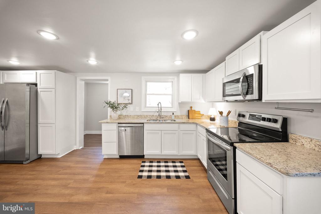 123 SOUTHGATE AVE, FREDERICKSBURG, Virginia 22408, 3 Bedrooms Bedrooms, ,1 BathroomBathrooms,Residential,123 SOUTHGATE AVE,VASP2042890 MLS # VASP2042890 123 SOUTHGATE AVE, FREDERICKSBURG, Virginia 22408, 3 Bedrooms Bedrooms, ,1 BathroomBathrooms,Residential,123 SOUTHGATE AVE,VASP2042890 MLS # VASP2042890