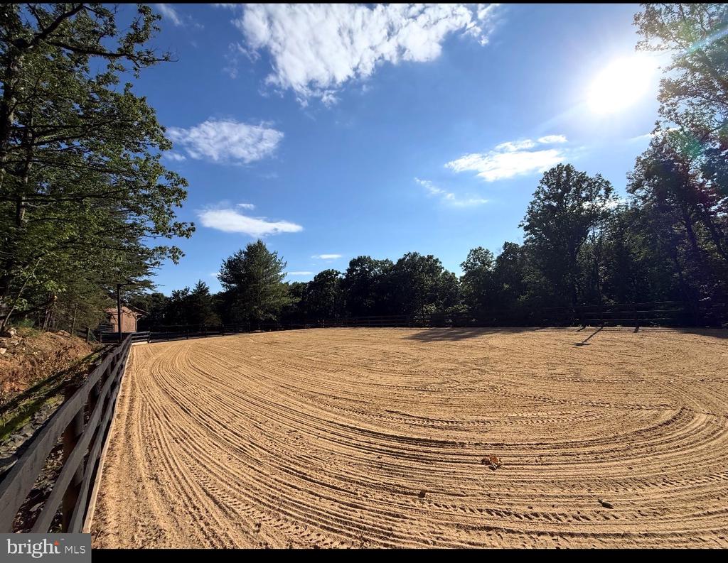 5221 MOUNTAIN VIEW DR, BROAD RUN, Virginia 20137, 3 Bedrooms Bedrooms, ,2 BathroomsBathrooms,Residential,5221 MOUNTAIN VIEW DR,VAFQ2022638 MLS # VAFQ2022638 5221 MOUNTAIN VIEW DR, BROAD RUN, Virginia 20137, 3 Bedrooms Bedrooms, ,2 BathroomsBathrooms,Residential,5221 MOUNTAIN VIEW DR,VAFQ2022638 MLS # VAFQ2022638