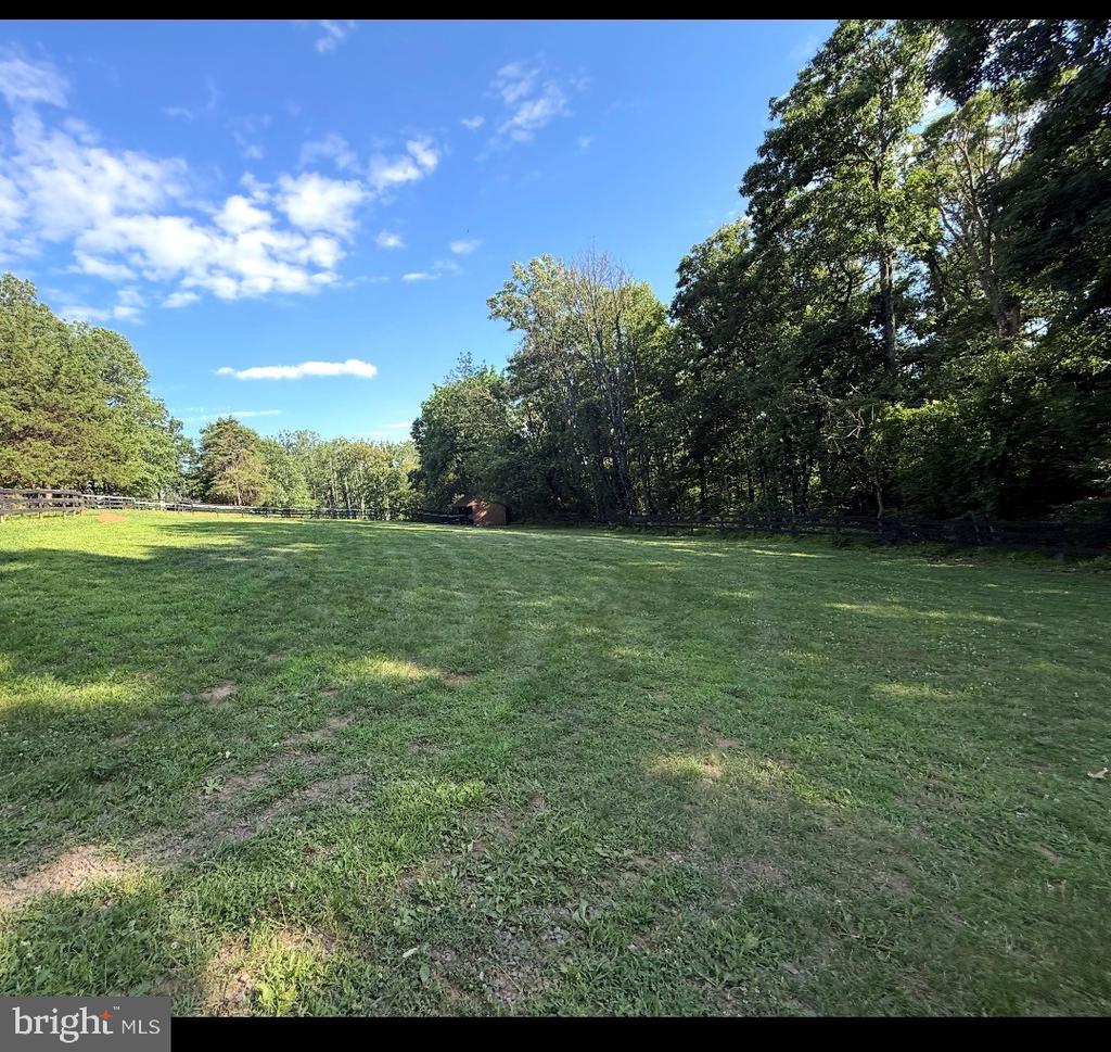 5221 MOUNTAIN VIEW DR, BROAD RUN, Virginia 20137, 3 Bedrooms Bedrooms, ,2 BathroomsBathrooms,Residential,5221 MOUNTAIN VIEW DR,VAFQ2022638 MLS # VAFQ2022638 5221 MOUNTAIN VIEW DR, BROAD RUN, Virginia 20137, 3 Bedrooms Bedrooms, ,2 BathroomsBathrooms,Residential,5221 MOUNTAIN VIEW DR,VAFQ2022638 MLS # VAFQ2022638