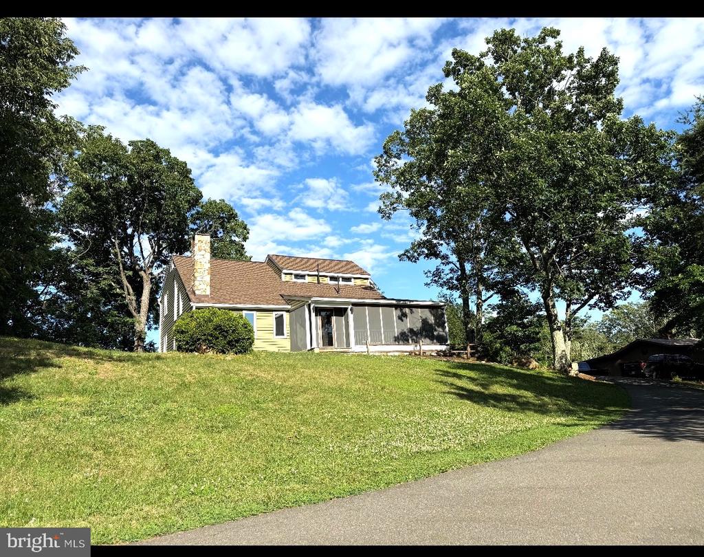 5221 MOUNTAIN VIEW DR, BROAD RUN, Virginia 20137, 3 Bedrooms Bedrooms, ,2 BathroomsBathrooms,Residential,5221 MOUNTAIN VIEW DR,VAFQ2022638 MLS # VAFQ2022638 5221 MOUNTAIN VIEW DR, BROAD RUN, Virginia 20137, 3 Bedrooms Bedrooms, ,2 BathroomsBathrooms,Residential,5221 MOUNTAIN VIEW DR,VAFQ2022638 MLS # VAFQ2022638