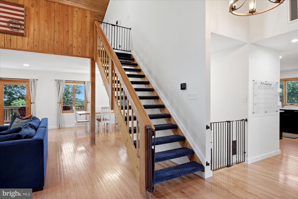 5221 MOUNTAIN VIEW DR, BROAD RUN, Virginia 20137, 3 Bedrooms Bedrooms, ,2 BathroomsBathrooms,Residential,5221 MOUNTAIN VIEW DR,VAFQ2022638 MLS # VAFQ2022638 5221 MOUNTAIN VIEW DR, BROAD RUN, Virginia 20137, 3 Bedrooms Bedrooms, ,2 BathroomsBathrooms,Residential,5221 MOUNTAIN VIEW DR,VAFQ2022638 MLS # VAFQ2022638