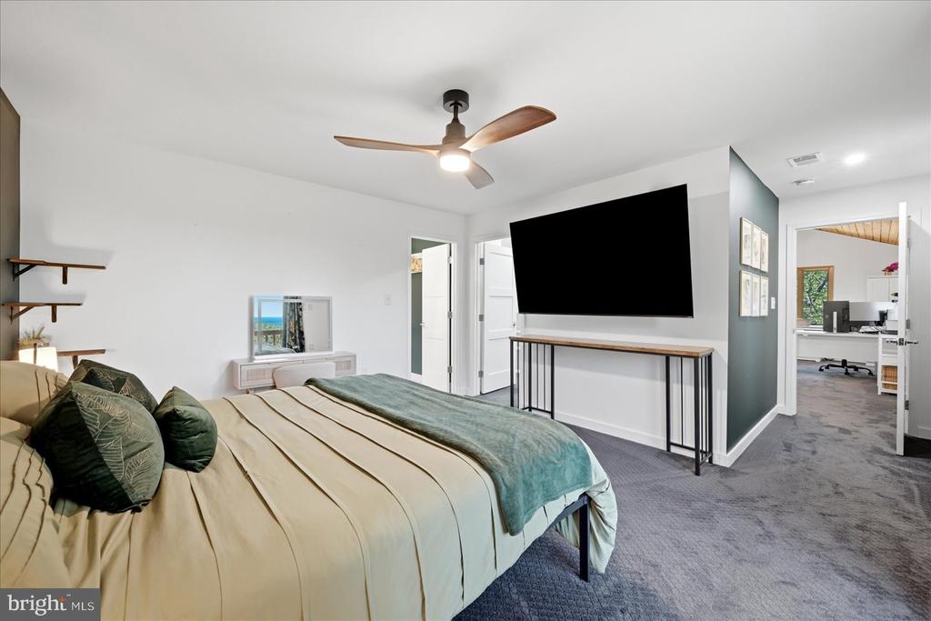 5221 MOUNTAIN VIEW DR, BROAD RUN, Virginia 20137, 3 Bedrooms Bedrooms, ,2 BathroomsBathrooms,Residential,5221 MOUNTAIN VIEW DR,VAFQ2022638 MLS # VAFQ2022638 5221 MOUNTAIN VIEW DR, BROAD RUN, Virginia 20137, 3 Bedrooms Bedrooms, ,2 BathroomsBathrooms,Residential,5221 MOUNTAIN VIEW DR,VAFQ2022638 MLS # VAFQ2022638