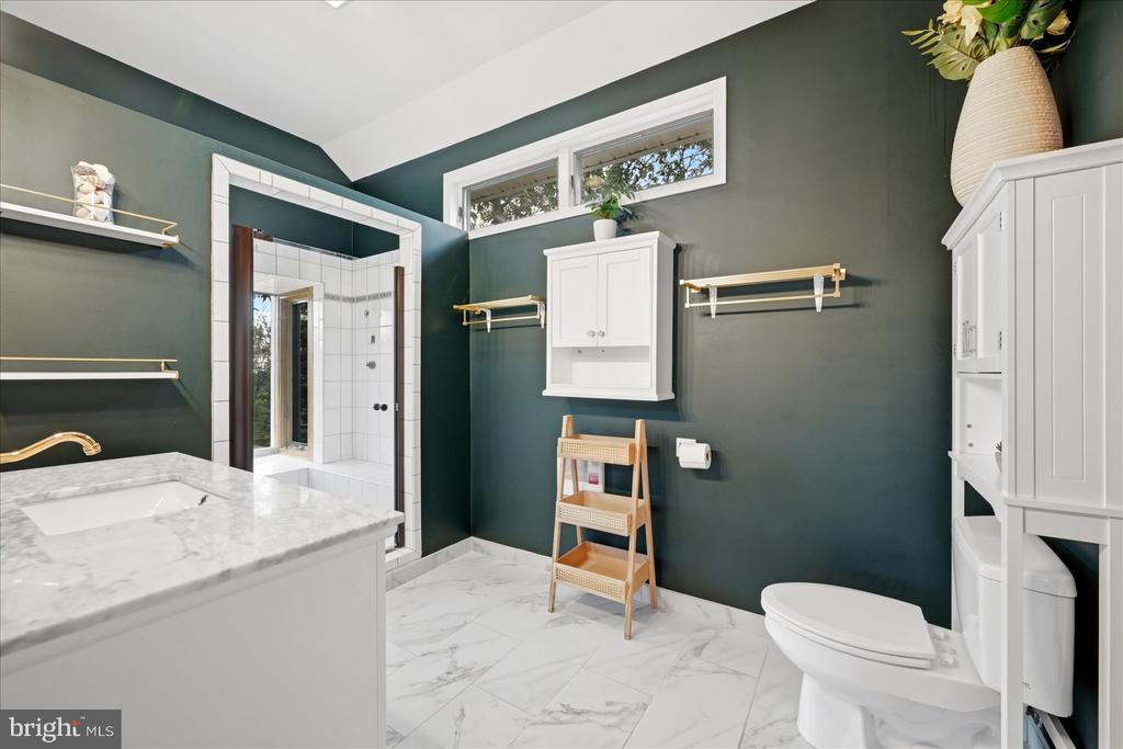 5221 MOUNTAIN VIEW DR, BROAD RUN, Virginia 20137, 3 Bedrooms Bedrooms, ,2 BathroomsBathrooms,Residential,5221 MOUNTAIN VIEW DR,VAFQ2022638 MLS # VAFQ2022638 5221 MOUNTAIN VIEW DR, BROAD RUN, Virginia 20137, 3 Bedrooms Bedrooms, ,2 BathroomsBathrooms,Residential,5221 MOUNTAIN VIEW DR,VAFQ2022638 MLS # VAFQ2022638
