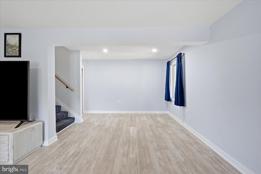5221 MOUNTAIN VIEW DR, BROAD RUN, Virginia 20137, 3 Bedrooms Bedrooms, ,2 BathroomsBathrooms,Residential,5221 MOUNTAIN VIEW DR,VAFQ2022638 MLS # VAFQ2022638 5221 MOUNTAIN VIEW DR, BROAD RUN, Virginia 20137, 3 Bedrooms Bedrooms, ,2 BathroomsBathrooms,Residential,5221 MOUNTAIN VIEW DR,VAFQ2022638 MLS # VAFQ2022638