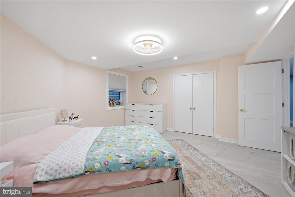 5221 MOUNTAIN VIEW DR, BROAD RUN, Virginia 20137, 3 Bedrooms Bedrooms, ,2 BathroomsBathrooms,Residential,5221 MOUNTAIN VIEW DR,VAFQ2022638 MLS # VAFQ2022638 5221 MOUNTAIN VIEW DR, BROAD RUN, Virginia 20137, 3 Bedrooms Bedrooms, ,2 BathroomsBathrooms,Residential,5221 MOUNTAIN VIEW DR,VAFQ2022638 MLS # VAFQ2022638
