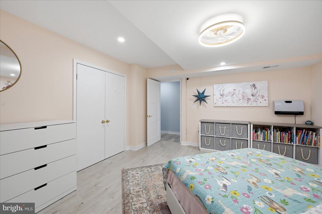 5221 MOUNTAIN VIEW DR, BROAD RUN, Virginia 20137, 3 Bedrooms Bedrooms, ,2 BathroomsBathrooms,Residential,5221 MOUNTAIN VIEW DR,VAFQ2022638 MLS # VAFQ2022638 5221 MOUNTAIN VIEW DR, BROAD RUN, Virginia 20137, 3 Bedrooms Bedrooms, ,2 BathroomsBathrooms,Residential,5221 MOUNTAIN VIEW DR,VAFQ2022638 MLS # VAFQ2022638