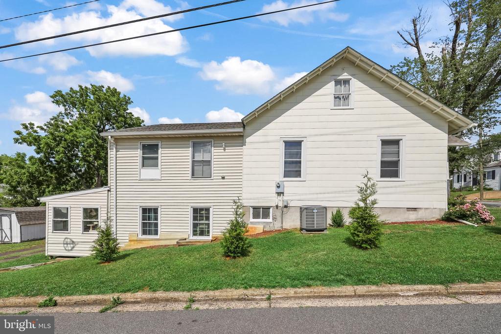 189 NEWTON ST, ORANGE, Virginia 22960, 4 Bedrooms Bedrooms, ,3 BathroomsBathrooms,Residential,189 NEWTON ST,VAOR2014478 MLS # VAOR2014478 189 NEWTON ST, ORANGE, Virginia 22960, 4 Bedrooms Bedrooms, ,3 BathroomsBathrooms,Residential,189 NEWTON ST,VAOR2014478 MLS # VAOR2014478
