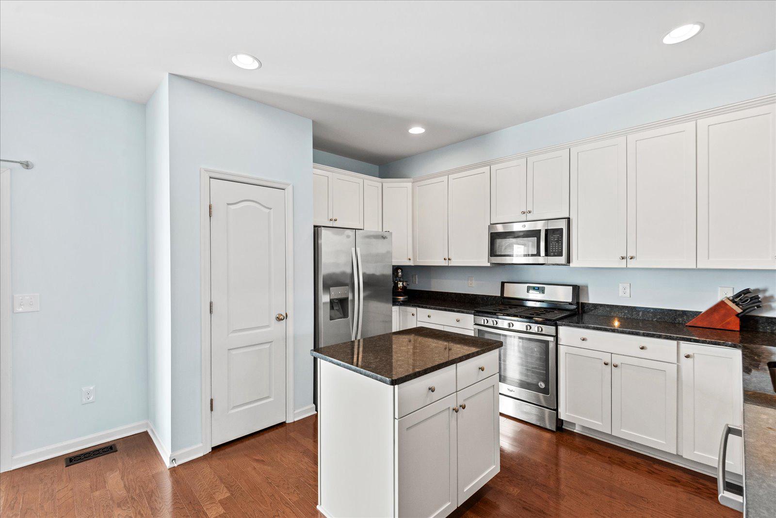 1506 HUDGINS FARM CIR, FREDERICKSBURG, Virginia 22408, 3 Bedrooms Bedrooms, ,3 BathroomsBathrooms,Residential,1506 HUDGINS FARM CIR,VASP2042630 MLS # VASP2042630 1506 HUDGINS FARM CIR, FREDERICKSBURG, Virginia 22408, 3 Bedrooms Bedrooms, ,3 BathroomsBathrooms,Residential,1506 HUDGINS FARM CIR,VASP2042630 MLS # VASP2042630