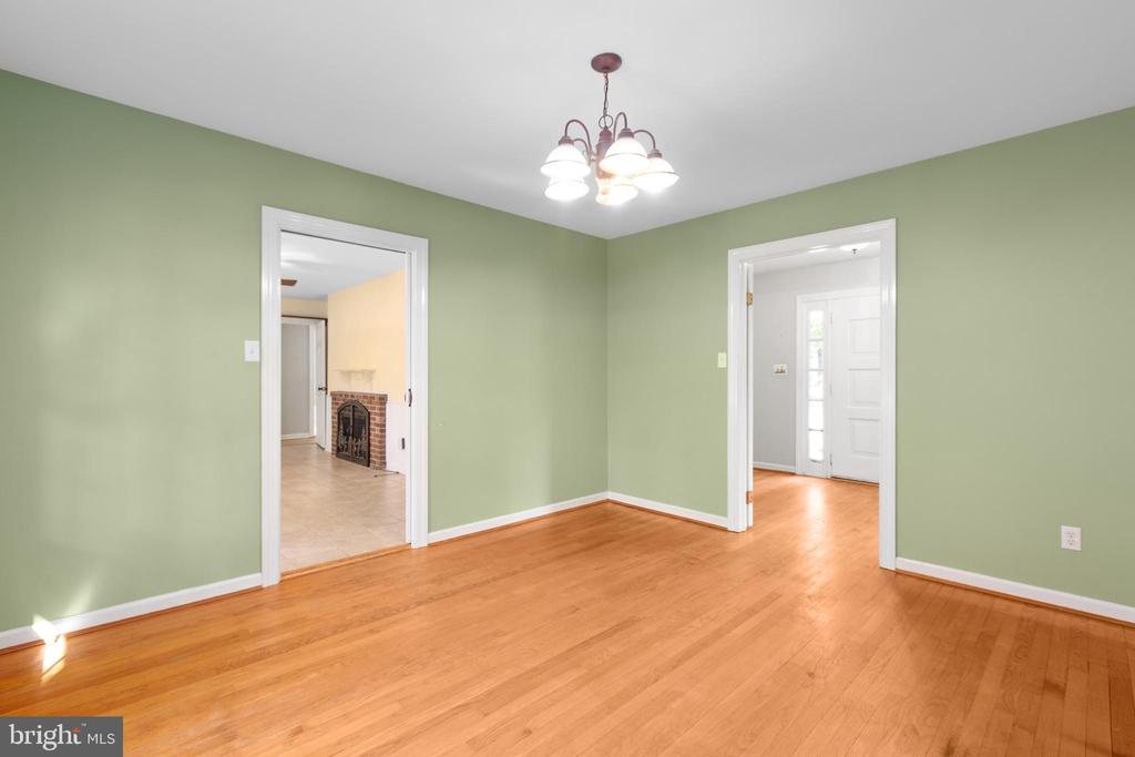 5949 PARTLOW RD, SPOTSYLVANIA, Virginia 22551, 3 Bedrooms Bedrooms, ,2 BathroomsBathrooms,Residential,5949 PARTLOW RD,VASP2043014 MLS # VASP2043014 5949 PARTLOW RD, SPOTSYLVANIA, Virginia 22551, 3 Bedrooms Bedrooms, ,2 BathroomsBathrooms,Residential,5949 PARTLOW RD,VASP2043014 MLS # VASP2043014