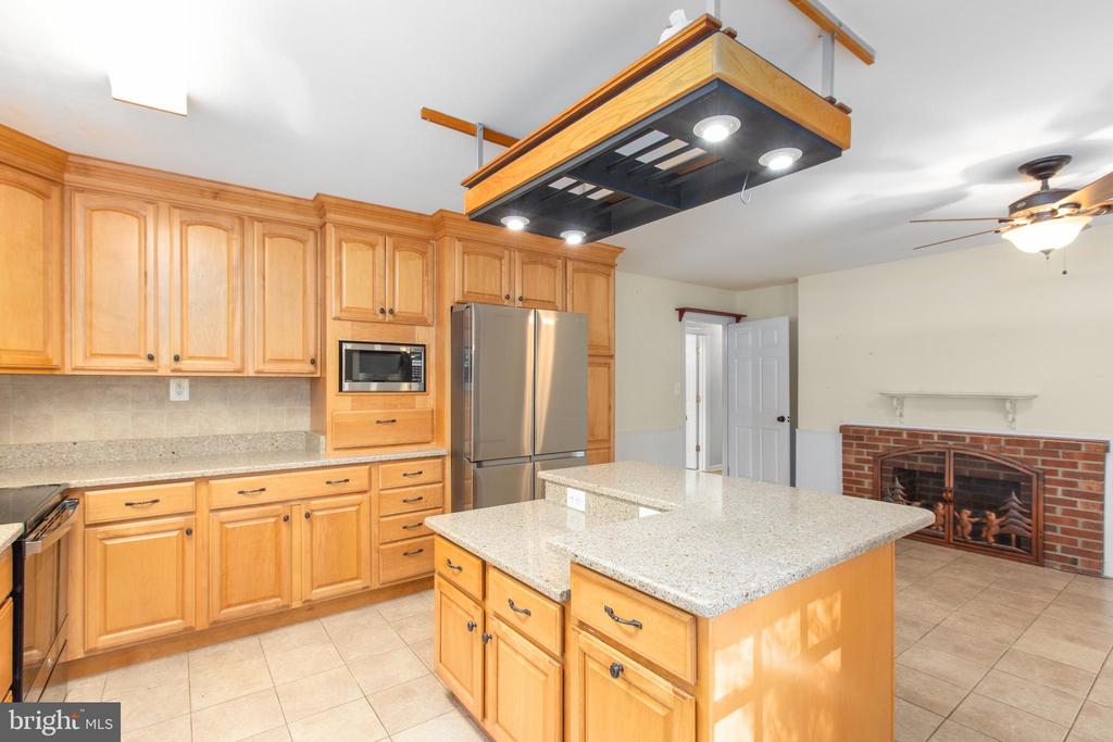 5949 PARTLOW RD, SPOTSYLVANIA, Virginia 22551, 3 Bedrooms Bedrooms, ,2 BathroomsBathrooms,Residential,5949 PARTLOW RD,VASP2043014 MLS # VASP2043014 5949 PARTLOW RD, SPOTSYLVANIA, Virginia 22551, 3 Bedrooms Bedrooms, ,2 BathroomsBathrooms,Residential,5949 PARTLOW RD,VASP2043014 MLS # VASP2043014