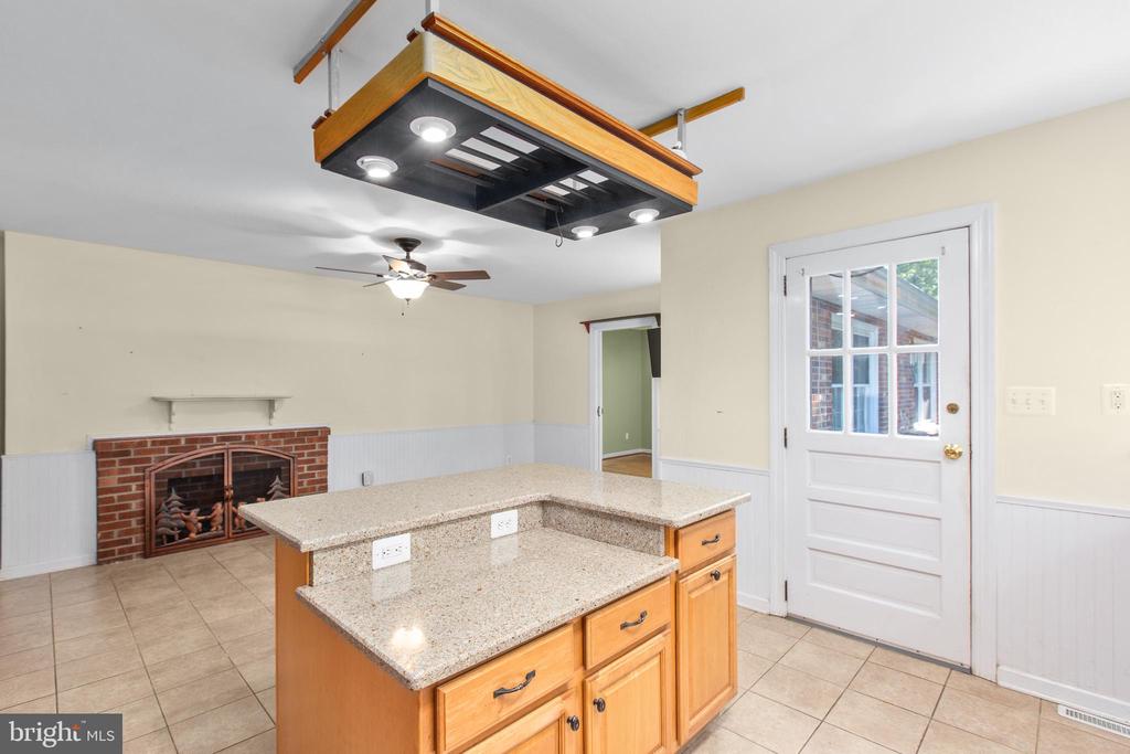 5949 PARTLOW RD, SPOTSYLVANIA, Virginia 22551, 3 Bedrooms Bedrooms, ,2 BathroomsBathrooms,Residential,5949 PARTLOW RD,VASP2043014 MLS # VASP2043014 5949 PARTLOW RD, SPOTSYLVANIA, Virginia 22551, 3 Bedrooms Bedrooms, ,2 BathroomsBathrooms,Residential,5949 PARTLOW RD,VASP2043014 MLS # VASP2043014