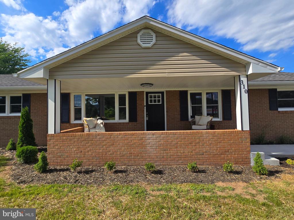 310 W MAIN ST, STANLEY, Virginia 22851, 5 Bedrooms Bedrooms, ,2 BathroomsBathrooms,Residential,310 W MAIN ST,VAPA2006464 MLS # VAPA2006464