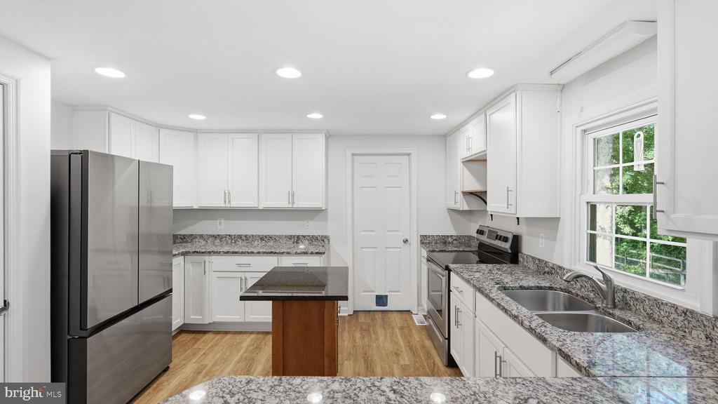 11704 CAMELOT WAY, FREDERICKSBURG, Virginia 22407, 3 Bedrooms Bedrooms, ,2 BathroomsBathrooms,Residential,11704 CAMELOT WAY,VASP2042722 MLS # VASP2042722